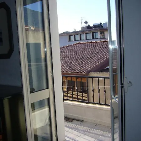 Acacia Hotel apartamentowy 3*
